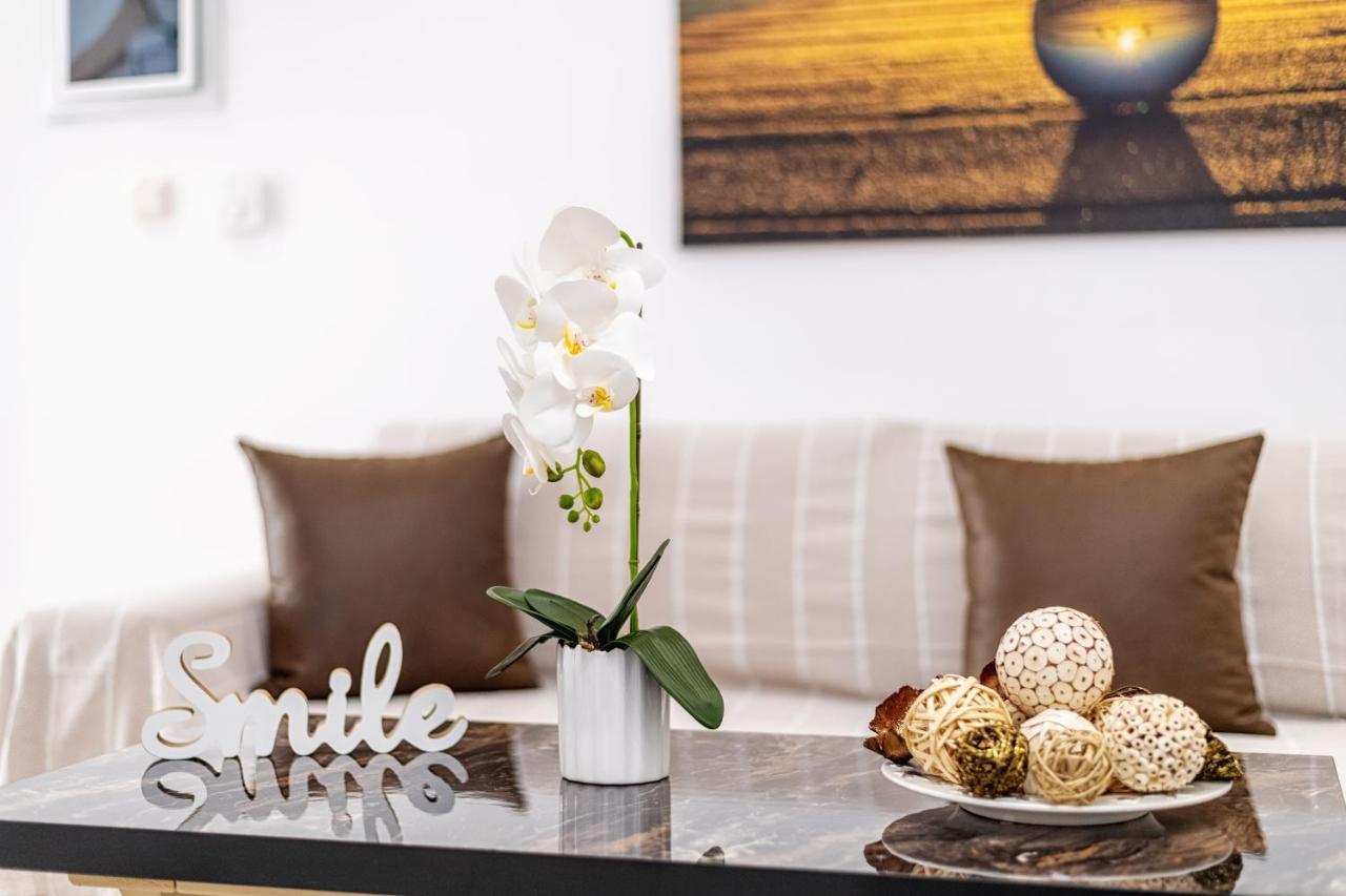 4you Luxury By Keyplanner Apartment Moraḯtika